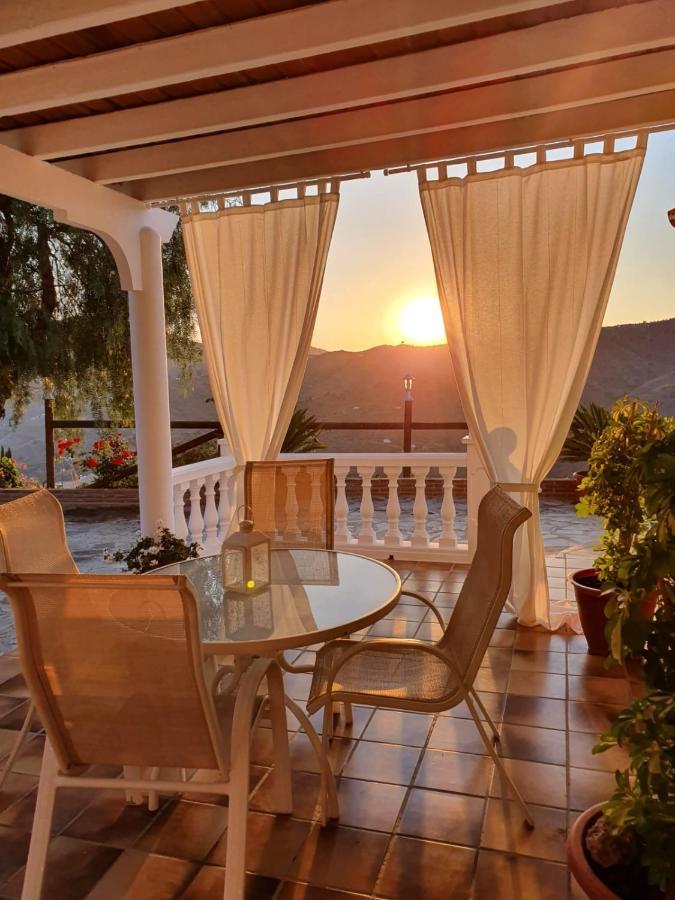 Cortijo La Rijana Villa Sayalonga Kültér fotó
